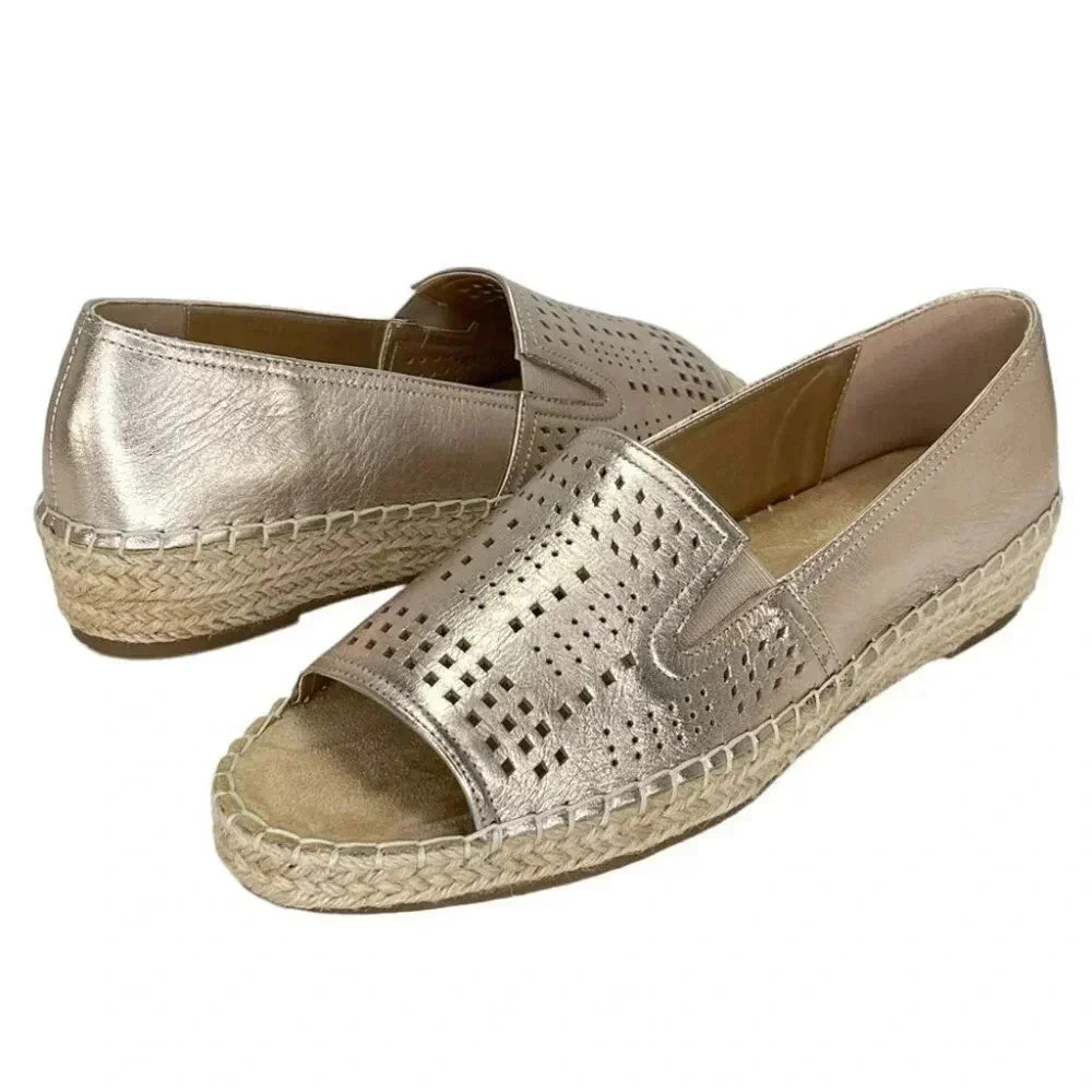 Bella Vita Cora Champagne Leather Women's Loafers - Picture 10 of 11
